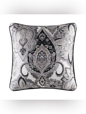 J. Queen New York Guiliana 20” Decorative Throw Pillow Accent Polyester Silver